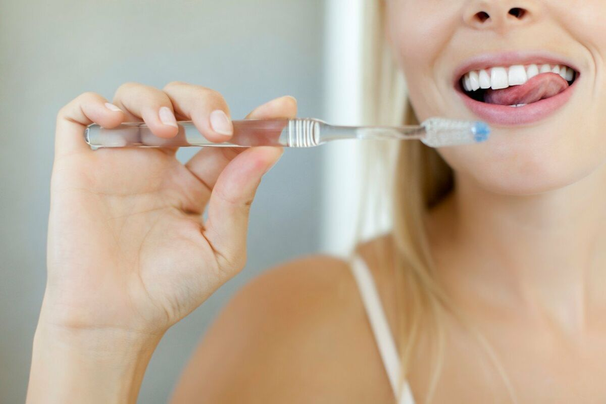 Brush Your Teeth Before or After Breakfast