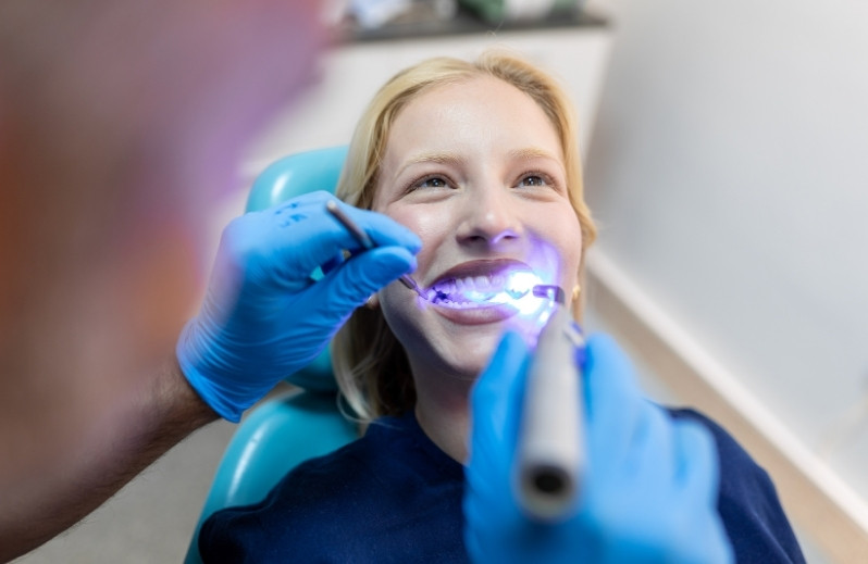 teeth whitening for sensitive teeth
